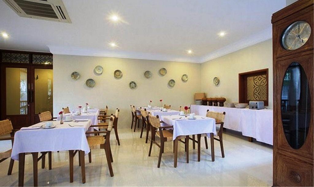 Seminyak Lagoon All Suites Hotel Exterior photo